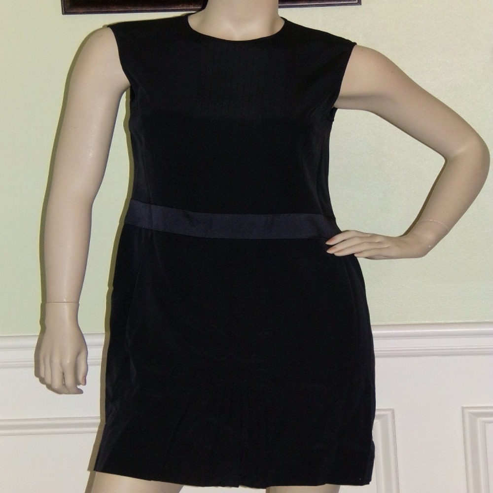 Black  Sleeveless Silk Dress